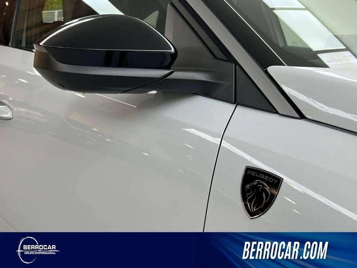 Peugeot e-3008 Eléctrico GT 157 kW (214 CV) Vehículo usado en Sevilla Peugeot e-3008 Eléctrico GT 157 kW (214 CV) Vehículo usado en Sevilla