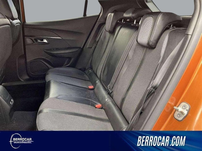 Peugeot 2008 PureTech 130 S&S GT 96 kW (130 CV) Vehículo usado en Sevilla Peugeot 2008 PureTech 130 S&S GT 96 kW (130 CV) Vehículo usado en Sevilla