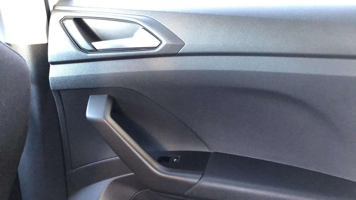 Volkswagen T-Cross Advance 1.0 TSI 81 kW (110 CV) DSG Vehículo usado en Sevilla Volkswagen T-Cross Advance 1.0 TSI 81 kW (110 CV) DSG Vehículo usado en Sevilla