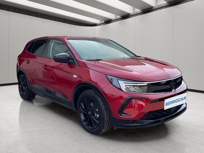 Opel Grandland 1.2T XHT Hybrid S&S GS eDCT6 100 kW (136 CV) 3 Opel Grandland 1.2T XHT Hybrid S&S GS eDCT6 100 kW (136 CV) 3