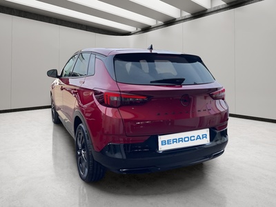Opel Grandland 1.2T XHT Hybrid S&S GS eDCT6 100 kW (136 CV) 5 Opel Grandland 1.2T XHT Hybrid S&S GS eDCT6 100 kW (136 CV) 5
