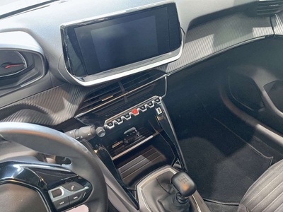 Peugeot 208 PureTech 75 S&S Active Pack 55 kW (75 CV) 14 Peugeot 208 PureTech 75 S&S Active Pack 55 kW (75 CV) 14