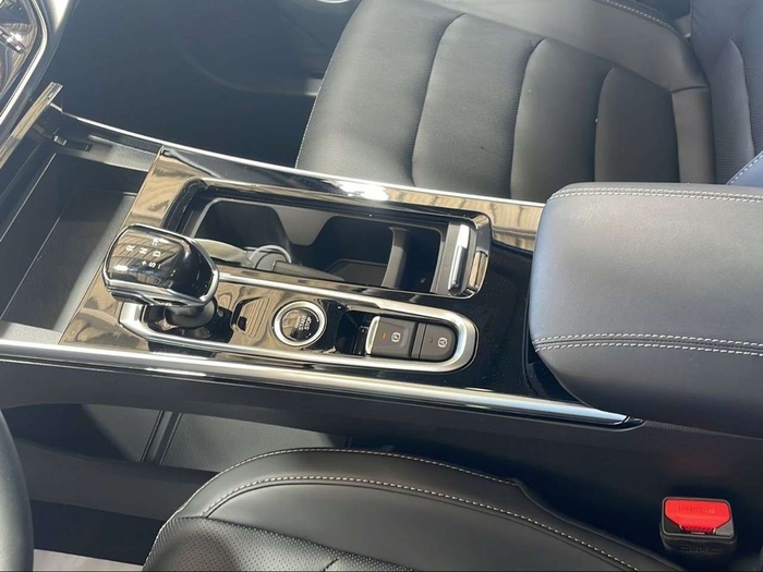 EVO EVO 7 1.5 Turbo DCT 6 plazas 128 kW (174 CV) Vehículo usado en Sevilla EVO EVO 7 1.5 Turbo DCT 6 plazas 128 kW (174 CV) Vehículo usado en Sevilla