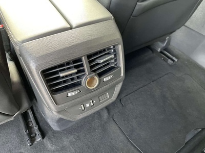 Peugeot 5008 PureTech 130 S&S Allure Pack EAT8 96 kW (130 CV) 17 Peugeot 5008 PureTech 130 S&S Allure Pack EAT8 96 kW (130 CV) 17