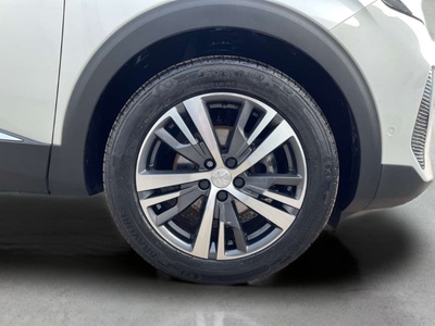 Peugeot 5008 PureTech 130 S&S Allure Pack EAT8 96 kW (130 CV) 9 Peugeot 5008 PureTech 130 S&S Allure Pack EAT8 96 kW (130 CV) 9