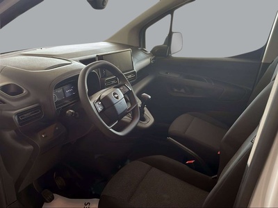 Opel Combo Cargo 1.5 Diesel Doble Cabina 75 kW (102 CV) 8 Opel Combo Cargo 1.5 Diesel Doble Cabina 75 kW (102 CV) 8