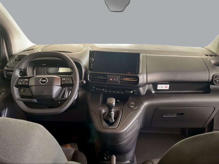 Opel Combo Cargo 1.5 Diesel Doble Cabina 75 kW (102 CV) KM0 en Sevilla Opel Combo Cargo 1.5 Diesel Doble Cabina 75 kW (102 CV) KM0 en Sevilla