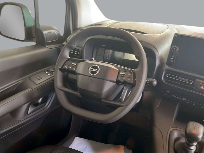 Opel Combo Cargo 1.5 Diesel Doble Cabina 75 kW (102 CV) KM0 en Sevilla Opel Combo Cargo 1.5 Diesel Doble Cabina 75 kW (102 CV) KM0 en Sevilla