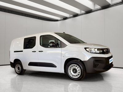 Opel Combo Cargo 1.5 Diesel Doble Cabina 75 kW (102 CV) 2 Opel Combo Cargo 1.5 Diesel Doble Cabina 75 kW (102 CV) 2