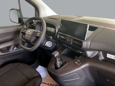 Opel Combo Cargo 1.5 Diesel Doble Cabina 75 kW (102 CV) 21 Opel Combo Cargo 1.5 Diesel Doble Cabina 75 kW (102 CV) 21