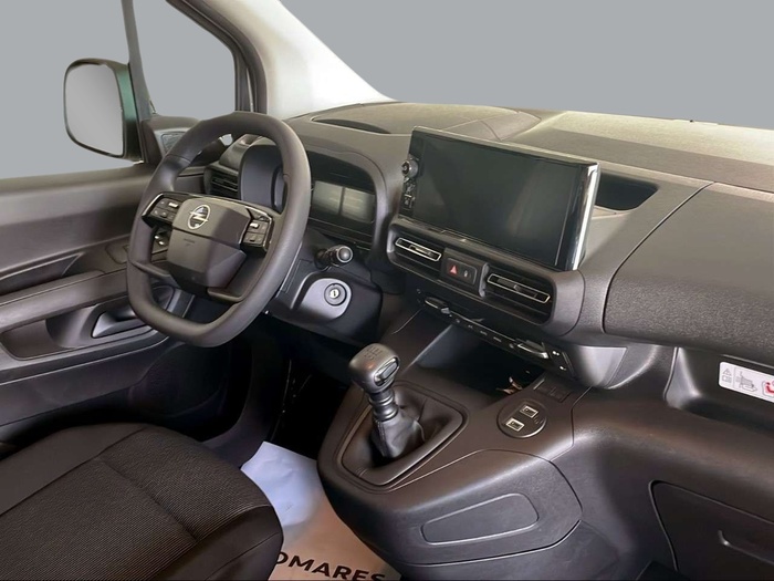 Opel Combo Cargo 1.5 Diesel Doble Cabina 75 kW (102 CV) KM0 en Sevilla Opel Combo Cargo 1.5 Diesel Doble Cabina 75 kW (102 CV) KM0 en Sevilla