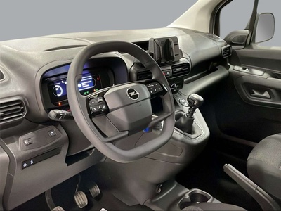 Opel Combo Cargo 1.5 Diesel L 650kg 75 kW (102 CV) 13 Opel Combo Cargo 1.5 Diesel L 650kg 75 kW (102 CV) 13