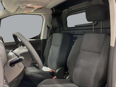 Opel Combo Cargo 1.5 Diesel L 650kg 75 kW (102 CV) 11 Opel Combo Cargo 1.5 Diesel L 650kg 75 kW (102 CV) 11