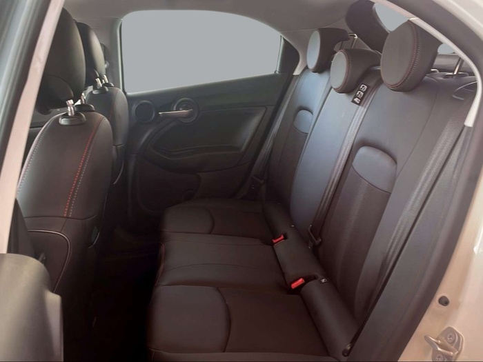 Fiat 500X 1.5 Hybrid Sport DCT 96 kW (130 CV) Vehículo usado en Sevilla Fiat 500X 1.5 Hybrid Sport DCT 96 kW (130 CV) Vehículo usado en Sevilla