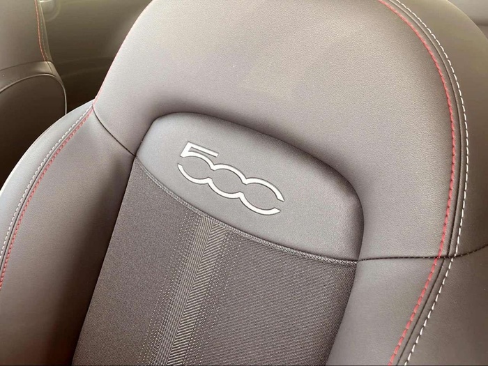 Fiat 500X 1.5 Hybrid Sport DCT 96 kW (130 CV) Vehículo usado en Sevilla Fiat 500X 1.5 Hybrid Sport DCT 96 kW (130 CV) Vehículo usado en Sevilla