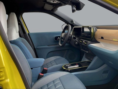 Fiat Grande Panda La prima 44kwh 83 kW (113 CV) 15 Fiat Grande Panda La prima 44kwh 83 kW (113 CV) 15