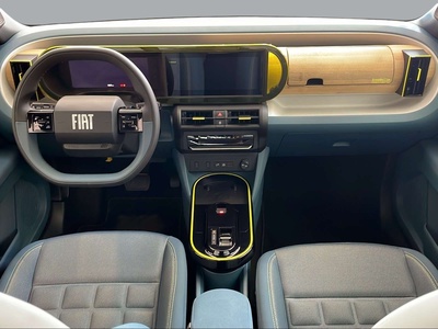Fiat Grande Panda La prima 44kwh 83 kW (113 CV) 17 Fiat Grande Panda La prima 44kwh 83 kW (113 CV) 17