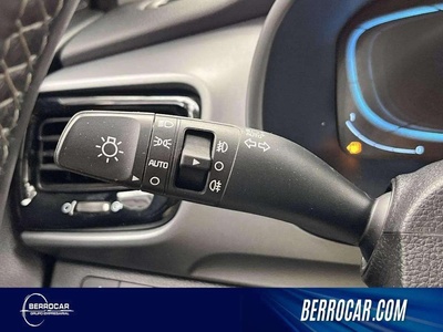 Kia Stonic 1.0 T-GDi MHEV Drive 74 kW (100 CV) 19 Kia Stonic 1.0 T-GDi MHEV Drive 74 kW (100 CV) 19