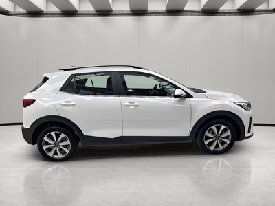 Kia Stonic 1.0 T-GDi MHEV Drive 74 kW (100 CV) 4 Kia Stonic 1.0 T-GDi MHEV Drive 74 kW (100 CV) 4