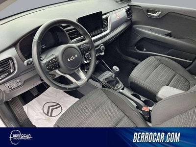 Kia Stonic 1.0 T-GDi MHEV Drive 74 kW (100 CV) 12 Kia Stonic 1.0 T-GDi MHEV Drive 74 kW (100 CV) 12