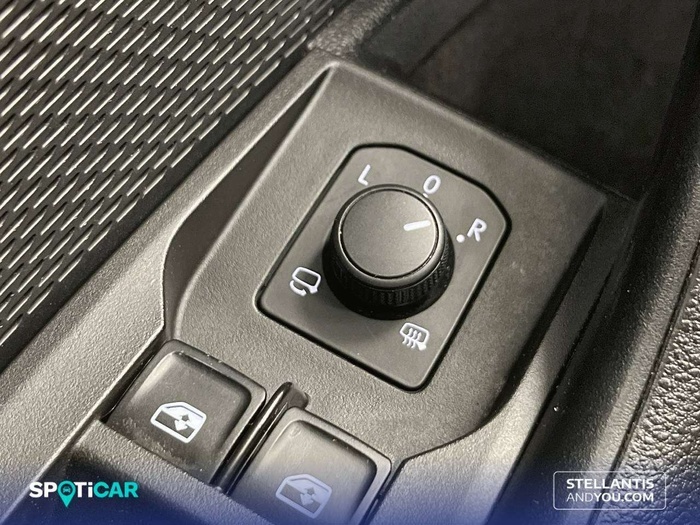 Skoda Octavia Combi 2.0 TDI Ambition 110 kW (150 CV) Vehículo usado en Sevilla Skoda Octavia Combi 2.0 TDI Ambition 110 kW (150 CV) Vehículo usado en Sevilla