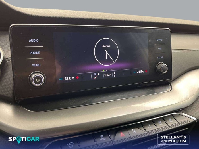 Skoda Octavia Combi 2.0 TDI Ambition 110 kW (150 CV) Vehículo usado en Sevilla Skoda Octavia Combi 2.0 TDI Ambition 110 kW (150 CV) Vehículo usado en Sevilla