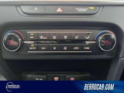 Kia XCeed 1.0 T-GDi Drive 74 kW (100 CV) 21 Kia XCeed 1.0 T-GDi Drive 74 kW (100 CV) 21