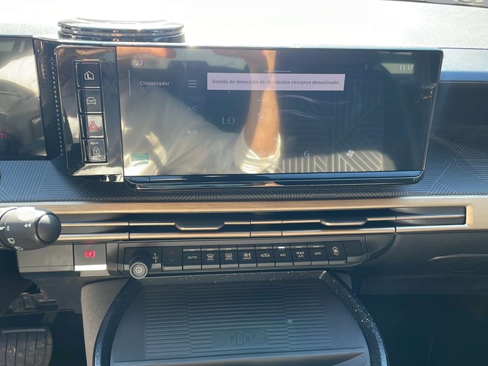 Lancia Ypsilon Hybrid 74 kW (100 CV) Vehículo usado en Sevilla Lancia Ypsilon Hybrid 74 kW (100 CV) Vehículo usado en Sevilla