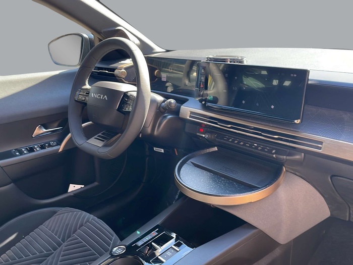 Lancia Ypsilon Hybrid 74 kW (100 CV) Vehículo usado en Sevilla Lancia Ypsilon Hybrid 74 kW (100 CV) Vehículo usado en Sevilla