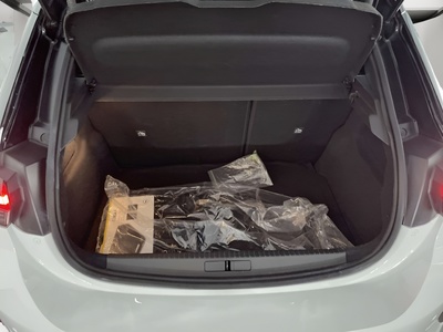 Opel Corsa 1.2 T XHL GS 74 kW (100 CV) 17 Opel Corsa 1.2 T XHL GS 74 kW (100 CV) 17