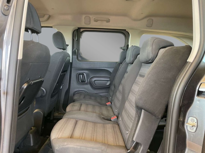 Opel Combo Life 1.5 TD S&S Edition Plus L 75 kW (102 CV) Vehículo usado en Sevilla Opel Combo Life 1.5 TD S&S Edition Plus L 75 kW (102 CV) Vehículo usado en Sevilla