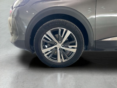 Peugeot 3008 BlueHDi 130 S&S Allure Pack EAT8 96 kW (130 CV) 7 Peugeot 3008 BlueHDi 130 S&S Allure Pack EAT8 96 kW (130 CV) 7
