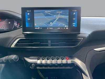 Peugeot 3008 BlueHDi 130 S&S Allure Pack EAT8 96 kW (130 CV) 8 Peugeot 3008 BlueHDi 130 S&S Allure Pack EAT8 96 kW (130 CV) 8