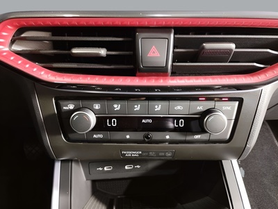 SEAT Arona 1.0 TSI FR XM 85 kW (115 CV) 15 SEAT Arona 1.0 TSI FR XM 85 kW (115 CV) 15