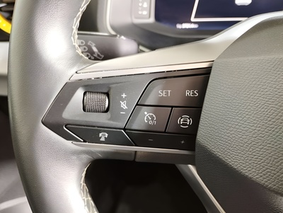 SEAT Arona 1.0 TSI Style XL 85 kW (115 CV) 13 SEAT Arona 1.0 TSI Style XL 85 kW (115 CV) 13