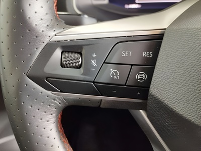 SEAT Ibiza 1.0 TSI S&S FR XS 85 kW (115 CV) 14 SEAT Ibiza 1.0 TSI S&S FR XS 85 kW (115 CV) 14