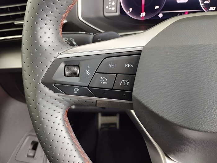 SEAT Tarraco 2.0 TDI S&S FR Edition DSG 110 kW (150 CV) Vehículo usado en Sevilla SEAT Tarraco 2.0 TDI S&S FR Edition DSG 110 kW (150 CV) Vehículo usado en Sevilla