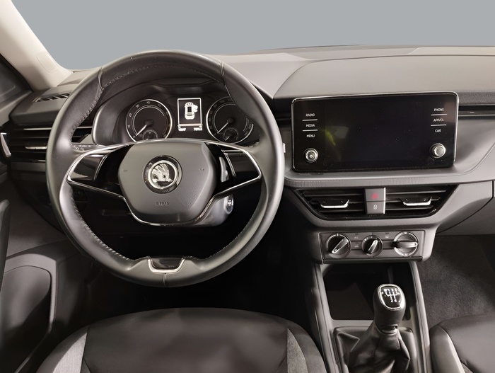 Skoda Kamiq 1.0 TSI Active 70 kW (95 CV) Vehículo usado en Sevilla Skoda Kamiq 1.0 TSI Active 70 kW (95 CV) Vehículo usado en Sevilla