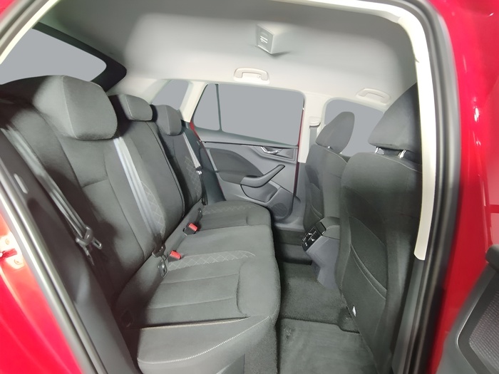 Skoda Kamiq 1.0 TSI Ambition 81 kW (110 CV) Vehículo usado en Sevilla Skoda Kamiq 1.0 TSI Ambition 81 kW (110 CV) Vehículo usado en Sevilla