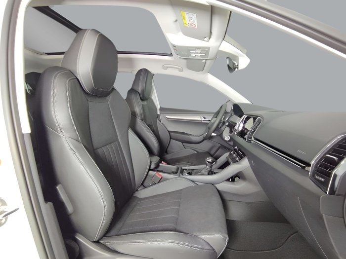 Skoda Karoq 1.5 TSI ACT Design DSG 110 kW (150 CV) Vehículo usado en Sevilla Skoda Karoq 1.5 TSI ACT Design DSG 110 kW (150 CV) Vehículo usado en Sevilla