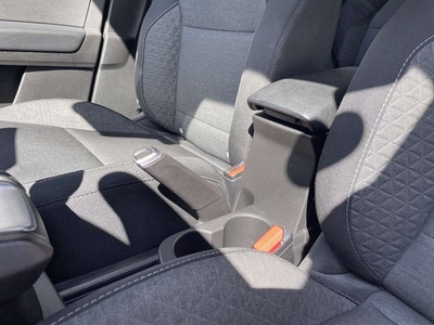 Renault Captur Equilibre TCe 66 kW (90 CV) 16 Renault Captur Equilibre TCe 66 kW (90 CV) 16