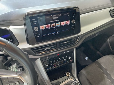 Volkswagen T-Roc Life 1.5 TSI 110 kW (150 CV) 8 Volkswagen T-Roc Life 1.5 TSI 110 kW (150 CV) 8