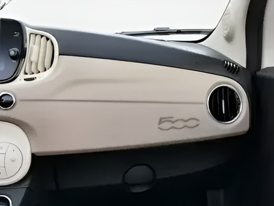 Fiat 500C 1.0 Hybrid Dolcevita 51 kW (70 CV) 9 Fiat 500C 1.0 Hybrid Dolcevita 51 kW (70 CV) 9