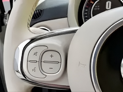 Fiat 500C 1.0 Hybrid Dolcevita 51 kW (70 CV) 11 Fiat 500C 1.0 Hybrid Dolcevita 51 kW (70 CV) 11