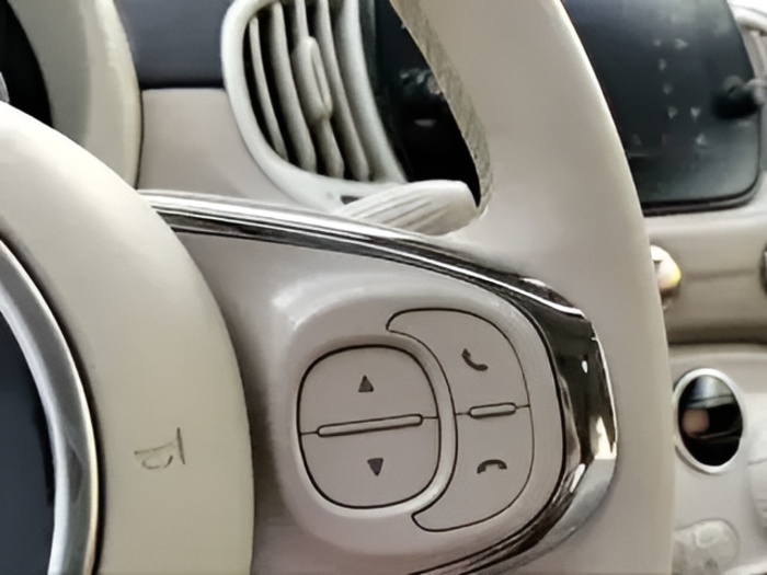 Fiat 500C 1.0 Hybrid Dolcevita 51 kW (70 CV) Vehículo usado en Sevilla Fiat 500C 1.0 Hybrid Dolcevita 51 kW (70 CV) Vehículo usado en Sevilla