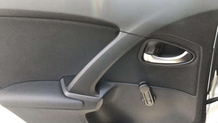 Toyota Avensis 115D Advance 82 kW (112 CV) Vehículo usado en Sevilla Toyota Avensis 115D Advance 82 kW (112 CV) Vehículo usado en Sevilla