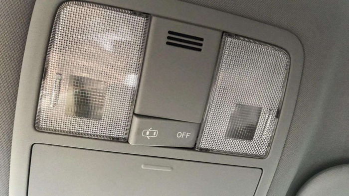 Toyota Avensis 115D Advance 82 kW (112 CV) Vehículo usado en Sevilla Toyota Avensis 115D Advance 82 kW (112 CV) Vehículo usado en Sevilla