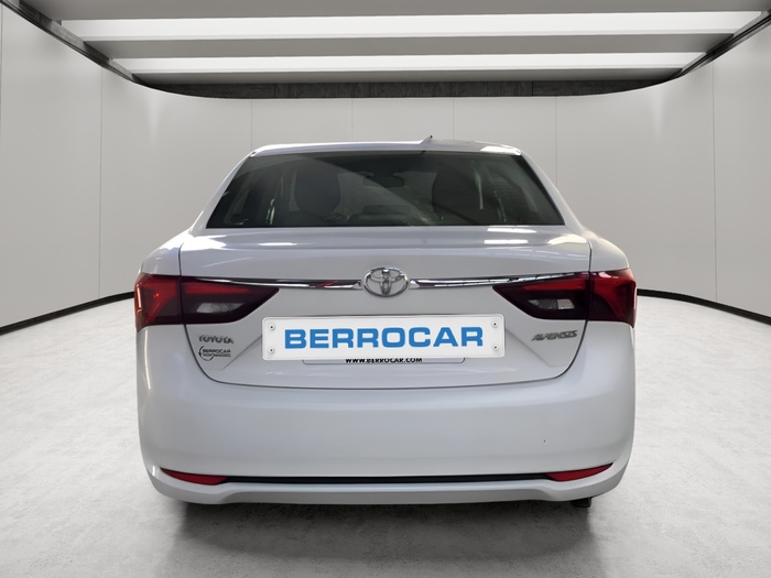 Toyota Avensis 115D Advance 82 kW (112 CV) Vehículo usado en Sevilla Toyota Avensis 115D Advance 82 kW (112 CV) Vehículo usado en Sevilla