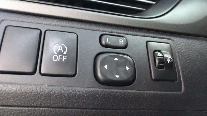 Toyota Avensis 115D Advance 82 kW (112 CV) Vehículo usado en Sevilla Toyota Avensis 115D Advance 82 kW (112 CV) Vehículo usado en Sevilla