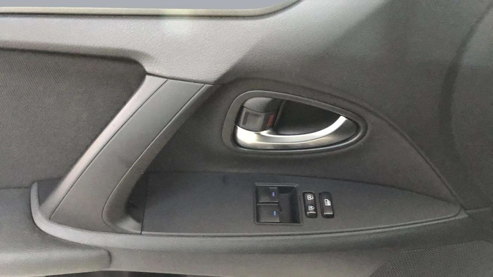 Toyota Avensis 115D Advance 82 kW (112 CV) Vehículo usado en Sevilla Toyota Avensis 115D Advance 82 kW (112 CV) Vehículo usado en Sevilla